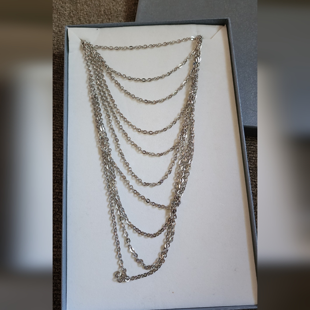 NWOT Stainless Steel Scalloped Tiered Necklace - Picture 3 of 4